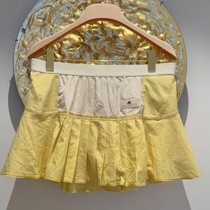 Stella McCartney Adidas Yellow Pleated Short Tennis Skirt with White Waistband M